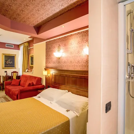 Aurelius 4*